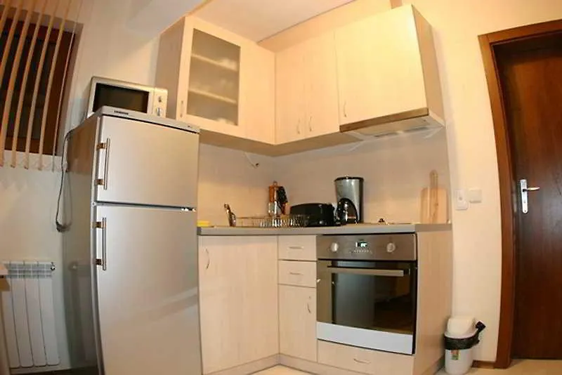 Snowplough Apartments Bansko