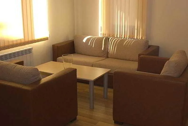 Snowplough Apartments Bansko 0*,